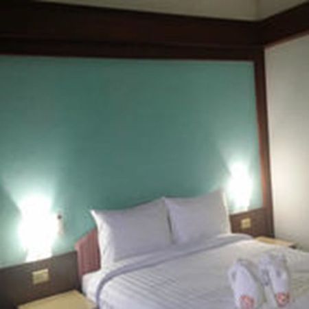 The 1 Place Hat Yai Exterior foto