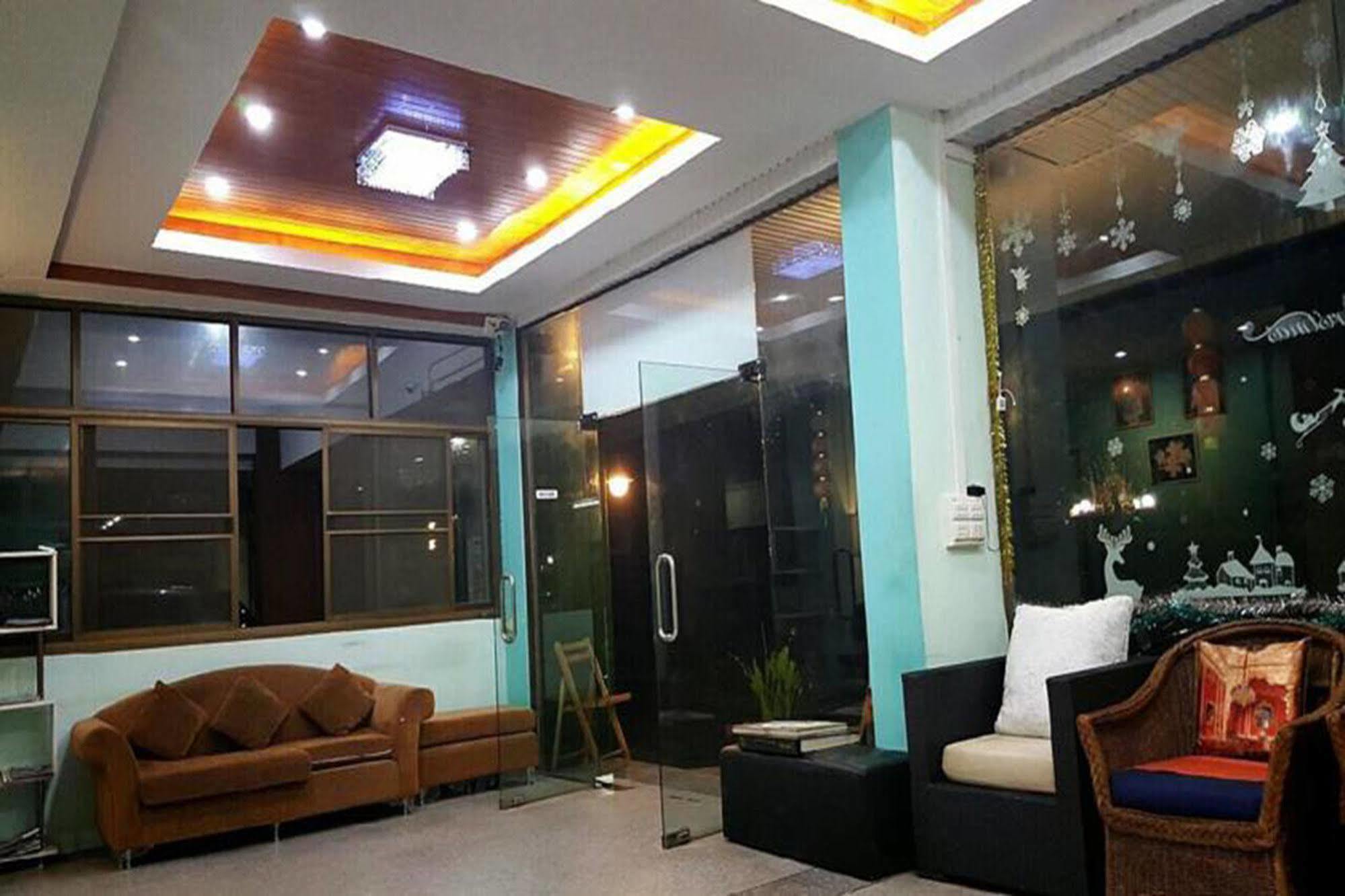 The 1 Place Hat Yai Exterior foto