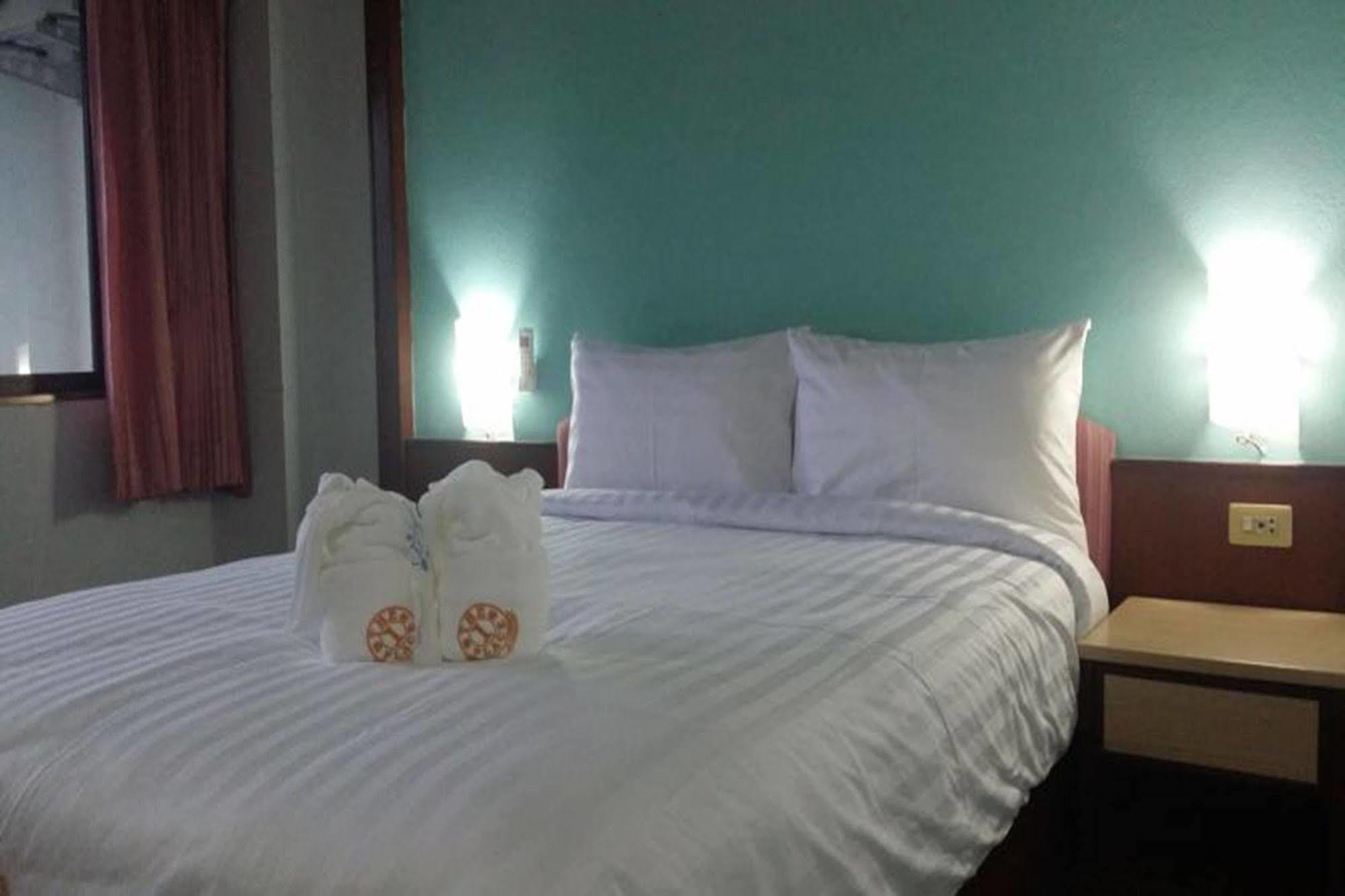 The 1 Place Hat Yai Exterior foto